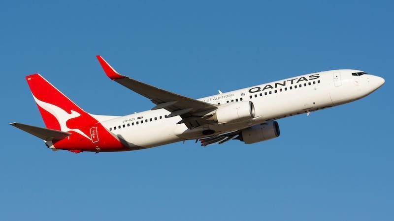 qantas 737-800