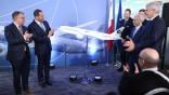 officials at challenge group aercap signing ceremony